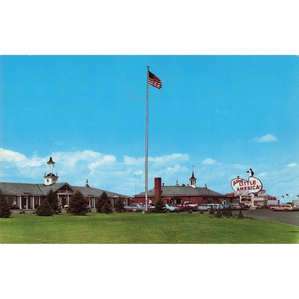 Little America Wyoming WY Holdings Travel Center Motel Best Western Vtg Postcard - Picture 1 of 2